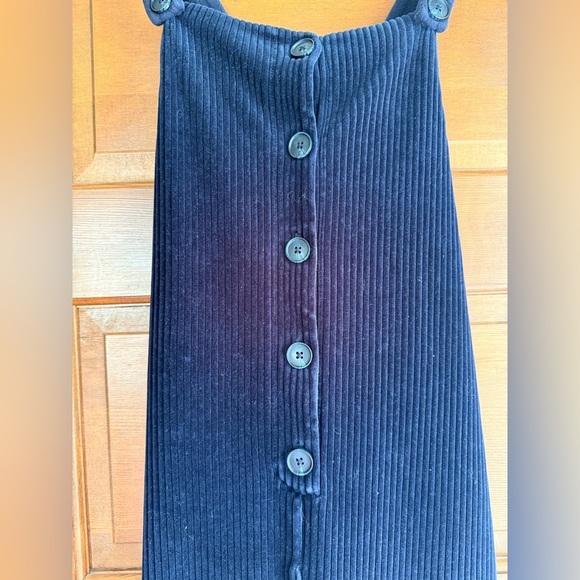 Texture & Thread Velour Corduroy Overalls from Madewell🧵 - Picture 4 of 7